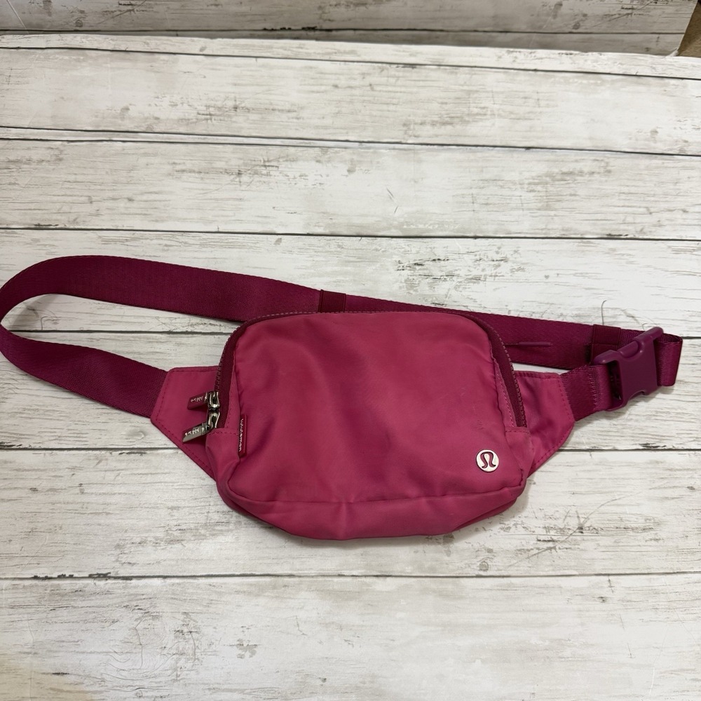 Lululemon Everywhere Belt Bag  Wild Berry Crossbody Bag Dark Pink